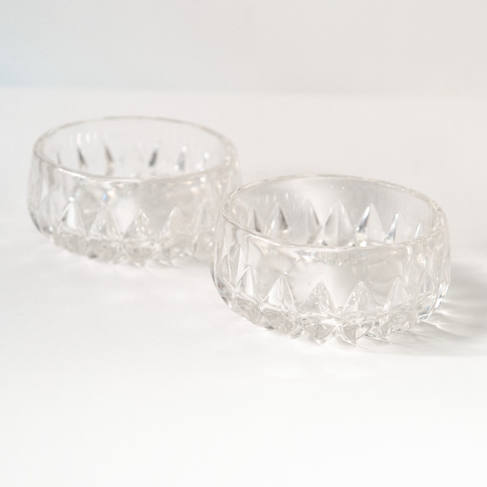 Set of 2 Clear Diamond Pattern Pressed Glass Candy Trinket Dishes 4.5"